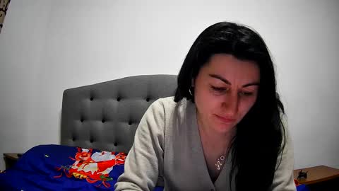 Mikyloveu online show from December 18, 5:31 pm