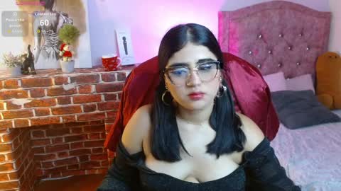 mila_quin online show from April 10, 8:35 pm