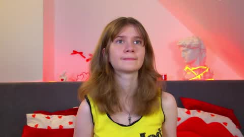 Mila online show from March 11, 6:33 pm