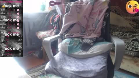 Luna-- link in bio online show from April 14, 11:57 am