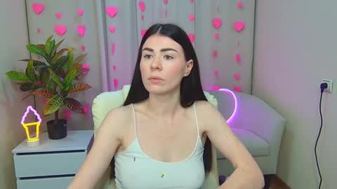 milasecretsss online show from February 8, 8:29 am