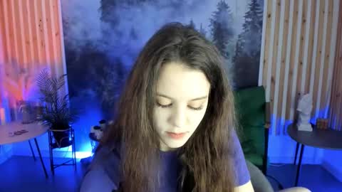 milastoyne online show from December 2, 7:51 am