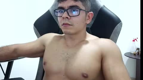 milcaritas3 online show from February 25, 5:38 pm