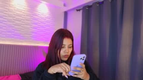 milena_lawson online show from December 16, 11:27 am