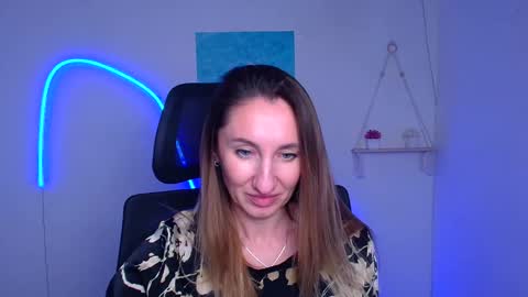 Milena online show from February 3, 1:04 pm