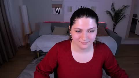 milenafiery online show from July 17, 4:36 am