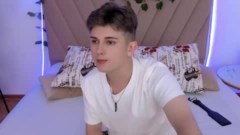 Miles online show from May 24, 6:31 am