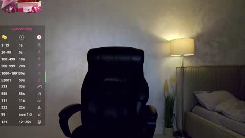 M online show from March 29, 10:28 am