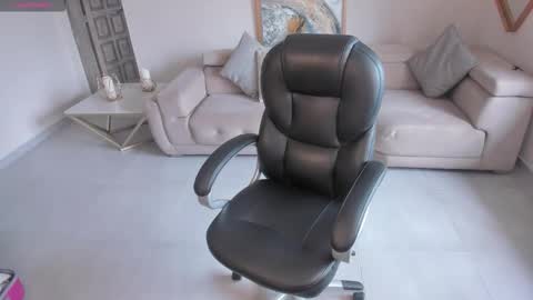 Miley Cruz  IG miley model23 online show from January 10, 7:19 pm