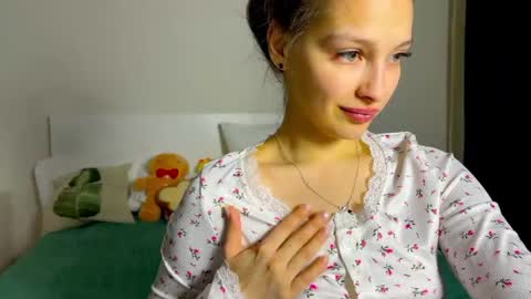 mileyy_cute online show from February 26, 11:08 pm