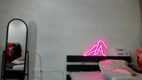 Snapshot of milf_tea chatting on February 12, 7:13 am Thea NONUDE in public GMT2 Mon 3-9 AM Wed 3-9 AM Thur 3-9 AM Fri 3-9 AM Sun 3-9 AM. online show from February 12, 7:13 am