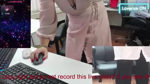 Viktoria online show from February 6, 11:42 am