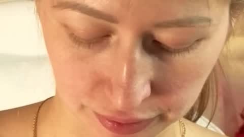 Snapshot of milfcruze chatting on October 21, 1:54 am milfcruze online show from October 21, 1:54 am