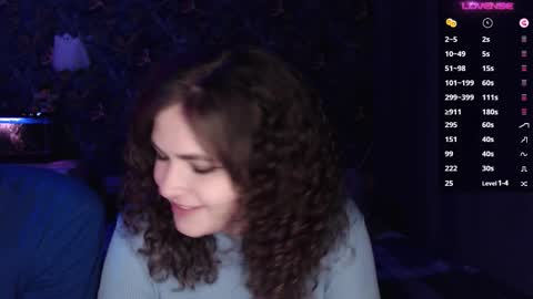 Stella and Neo online show from November 1, 5:28 am