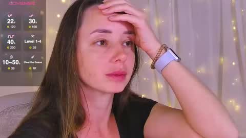 milkamilf online show from March 11, 11:41 pm