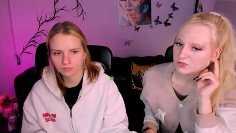 Mila online show from January 15, 2:15 pm