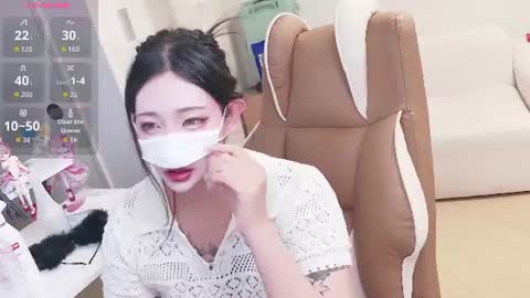 milksola online show from June 20, 12:00 pm