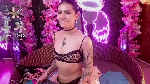 MILLA online show from October 21, 2:43 pm