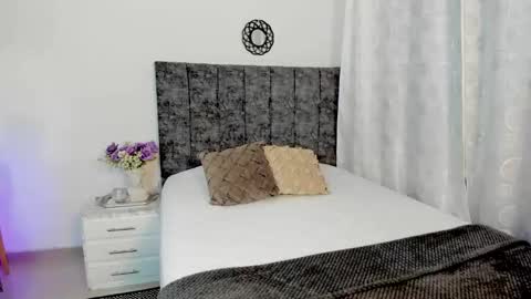 Milagros online show from February 1, 3:47 am