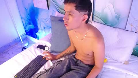 Tommy  online show from April 11, 7:45 am