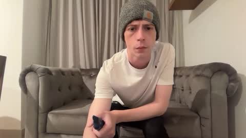 SlimnHungOH online show from December 22, 12:39 am