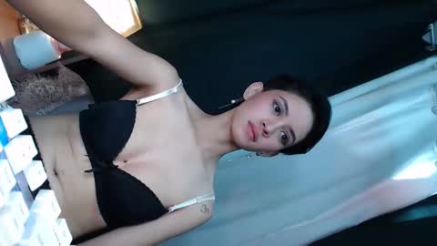 Im Milliedont forget to follow me online show from February 3, 8:24 pm