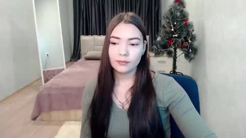 milliecroftzo online show from December 11, 10:14 am