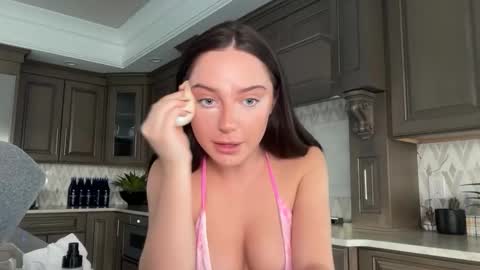 milliexhart online show from March 4, 10:18 pm