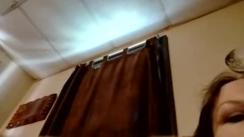 Snapshot of miloanj chatting on October 24, 9:15 pm miloanj online show from October 24, 9:15 pm