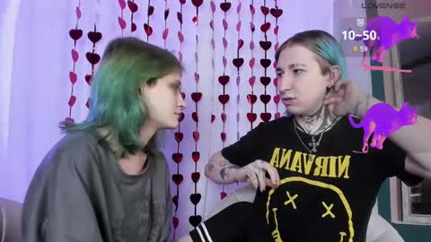 milten_trish online show from March 7, 12:04 am