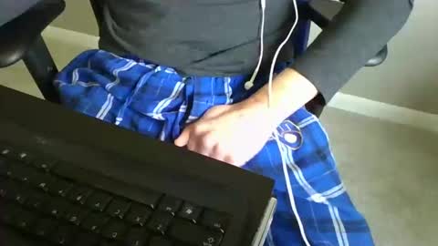 milwaukeebadger24 online show from March 12, 6:43 pm