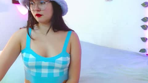 mily_baker online show from November 3, 2:01 am