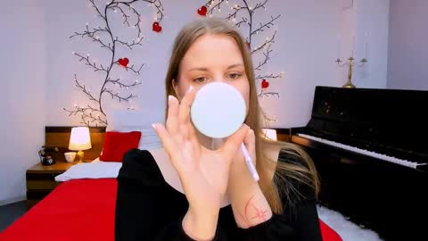 Kelly online show from March 7, 6:13 am