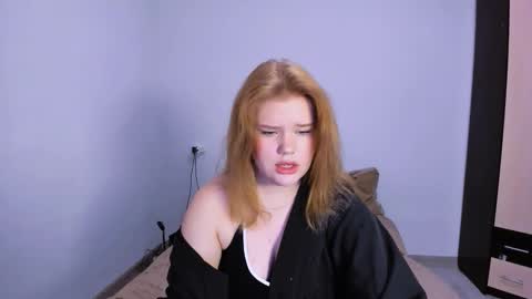 hi Im Mina  online show from November 15, 2:02 am