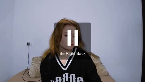 hi Im Mina  online show from January 10, 2:28 am