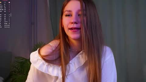 Mary online show from March 10, 1:32 am