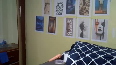 mini_karee online show from February 19, 5:12 pm