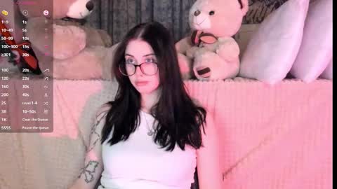 Hi Im Naomi online show from January 12, 1:56 am