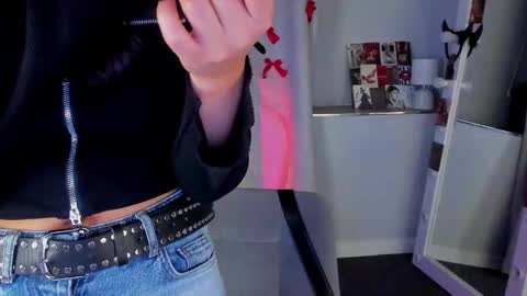 Snapshot of mipsymipson chatting on September 11, 10:16 am NEXT STREAM NOVEMBER  27282930 online show from September 11, 10:16 am
