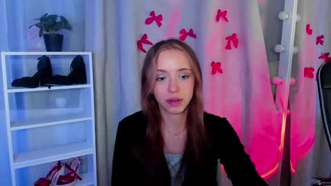 Snapshot of mipsymipson chatting on February 12, 1:06 pm NEXT STREAM NOVEMBER  27282930 online show from February 12, 1:06 pm