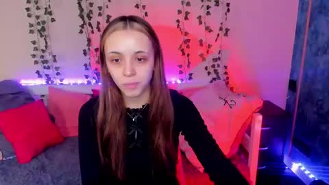 Snapshot of mipsymipson chatting on February 27, 10:11 am NEXT STREAM NOVEMBER  27282930 online show from February 27, 10:11 am