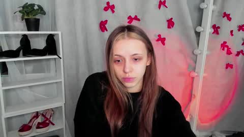 Snapshot of mipsymipson chatting on February 18, 10:05 am NEXT STREAM NOVEMBER  27282930 online show from February 18, 10:05 am