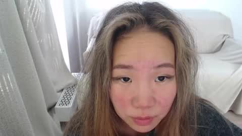 mira_g online show from September 25, 1:07 pm