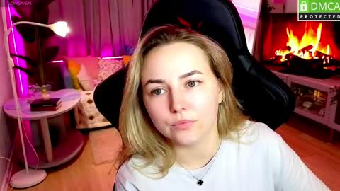 Mira online show from June 3, 2:44 pm