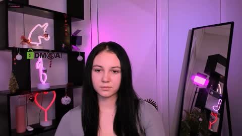 Mira online show from January 7, 7:52 pm