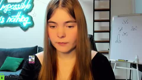 miraa_bloom online show from January 11, 2:23 pm