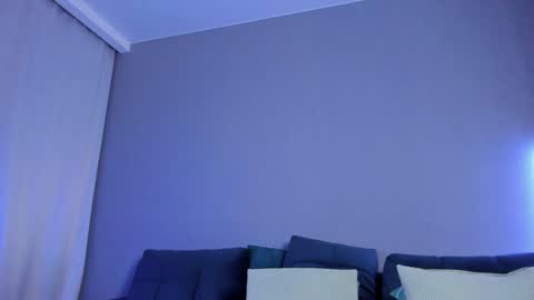 Mira  follow my fansly  online show from January 14, 5:19 am