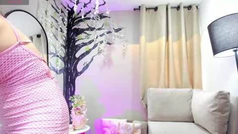    online show from May 29, 12:14 pm