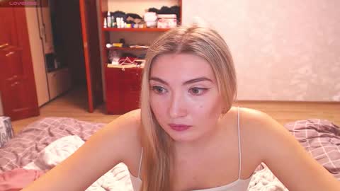 Mira online show from February 1, 7:11 pm