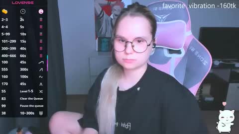 Kira online show from October 26, 1:28 am